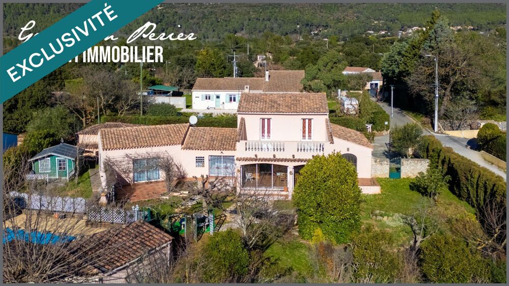 Villa construction traditionnelle d'une surface de 160 m2 - très grande suite parentale de plain-pied - terrasse couverte et fer