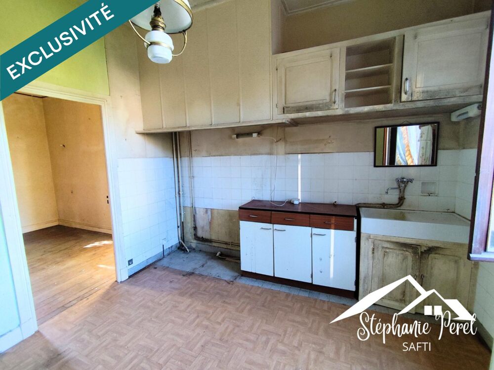 Vente Maison Maison à rénover – Neuvic – Jardin 633 m² – Fort potentiel Neuvic
