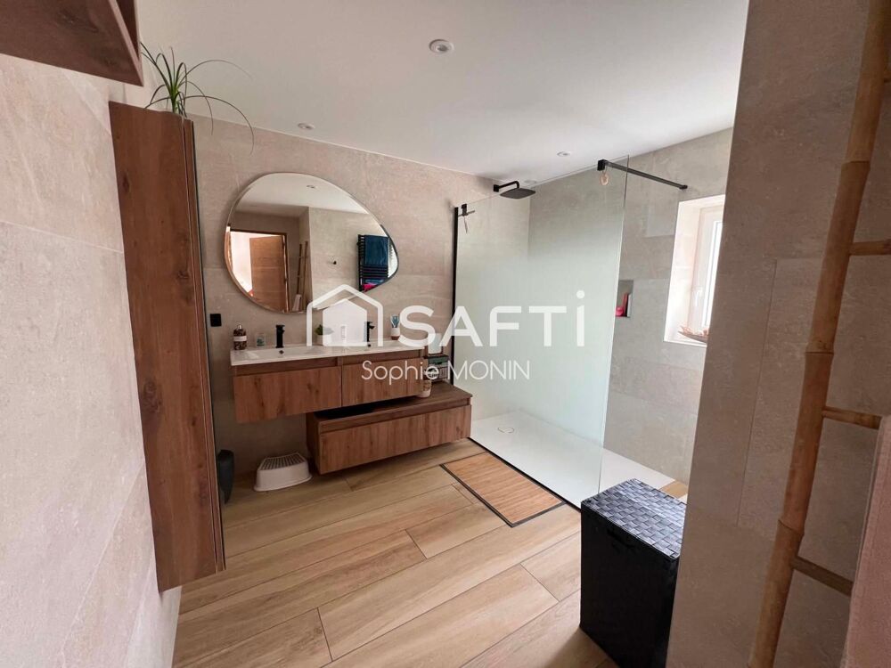 Vente Maison Maison de 170m² avec fort potentiel à FEILLENS Feillens