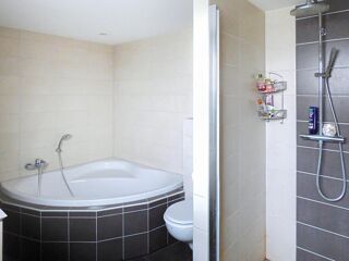  Maison  vendre 8 pices 180 m