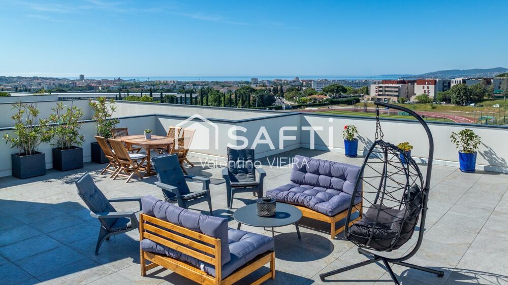Vue dégagée jusqu'à la mer, toit-terrasse spectaculaire de 97 M2