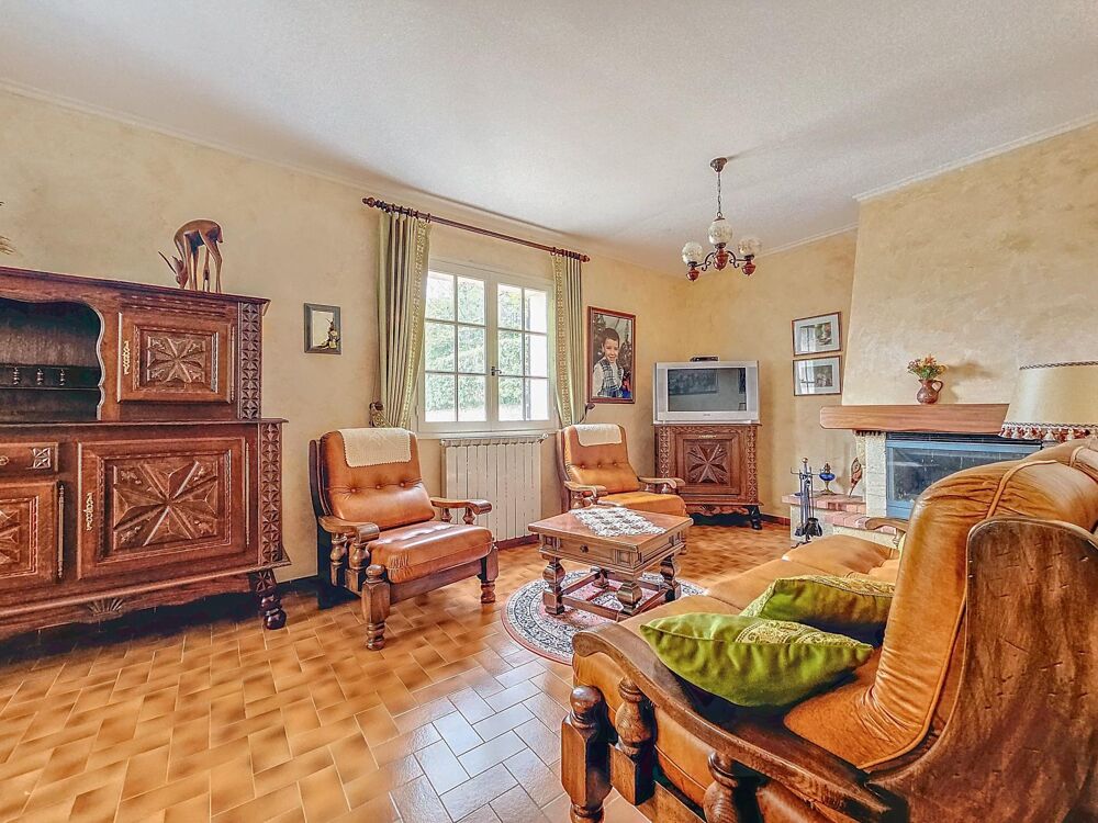 Vente Maison Superbe maison traditionnelle avec garage et piscine sur les hauteurs Le bousquet-d'orb