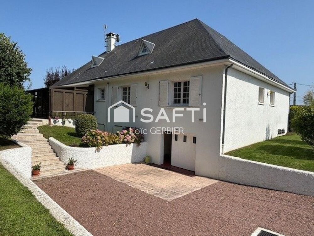 Grande maison familiale de 180 m² avec 6 chambres sur un magnifique terrain arboré de 1 500 m²