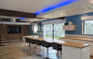  Maison � vendre 9 pi�ces 240 m�