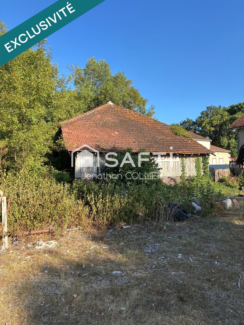 Vente Terrain Terrain avec hangar environ 180m2, accès camions Demu