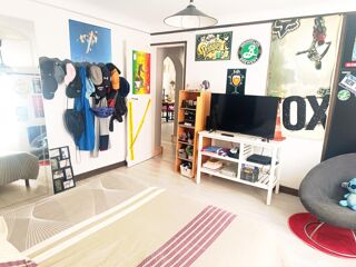  Maison � vendre 8 pi�ces 220 m�