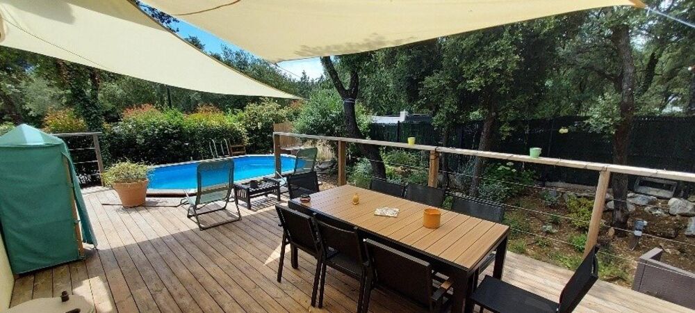 Villa provençale contemporaine avec piscine/jardin
