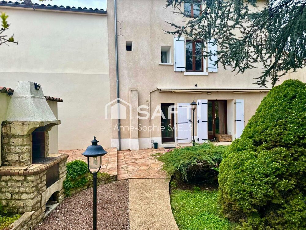 Vente Maison Maison familiale, jardin, piscine et double garage Niort
