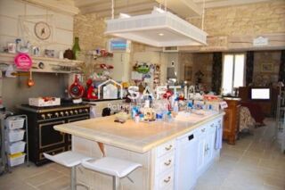  Maison � vendre 11 pi�ces 640 m�