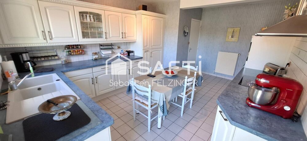 Vente Maison Situé sur la commune très prisé de Chambry, proche de toutes les commodités ! Chambry