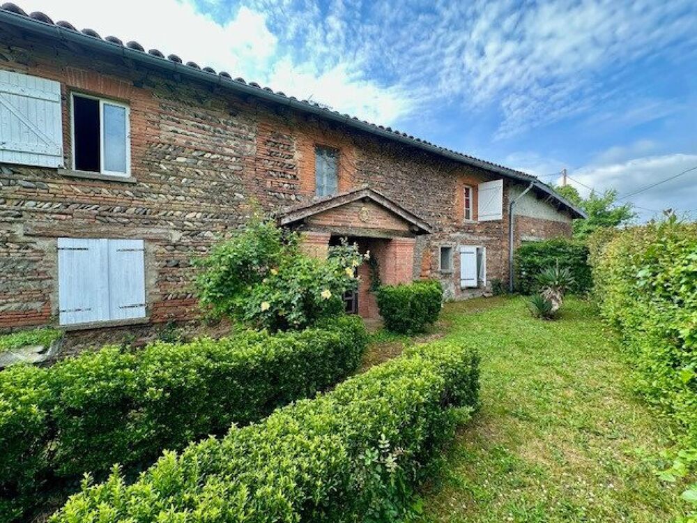 STE FOY DE PEYROLIERES - Bâtisse de 1830, au coeur de la nature avec vue sur les Pyrénées !