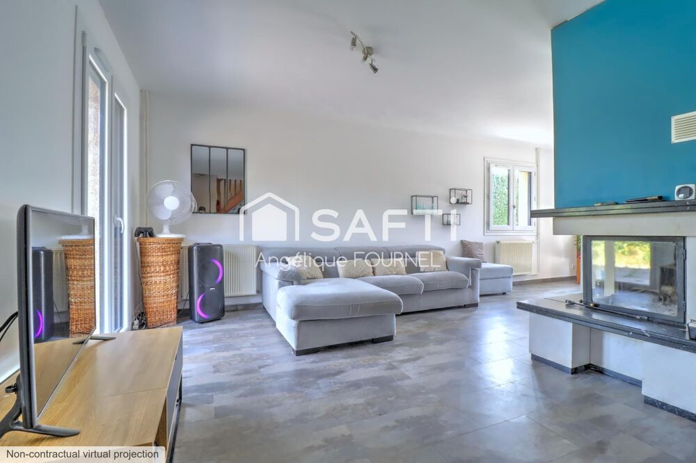 Maison individuelle de 112 m² habitable + Garage attenant - Terrain clos de 805 m²