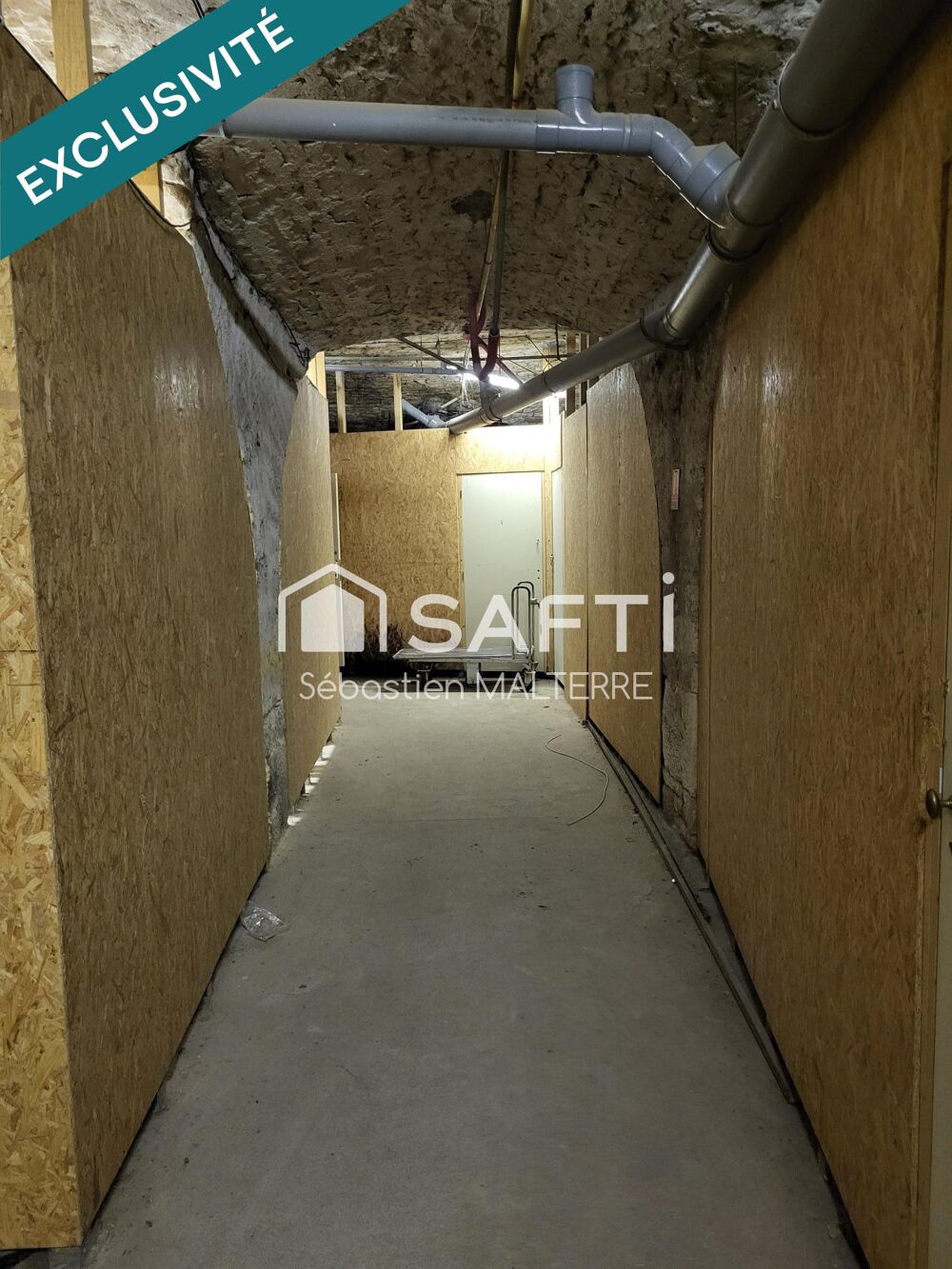 Vente Parking/Garage Exclusivité à CHALON SUR SAONE, lot de box loués. Chalon-sur-saone