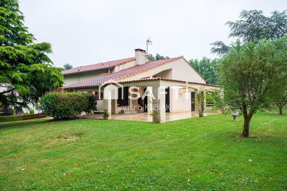 Volumes, lumière et jardin de 1500 m² : une vraie maison de famille aux portes de Balma