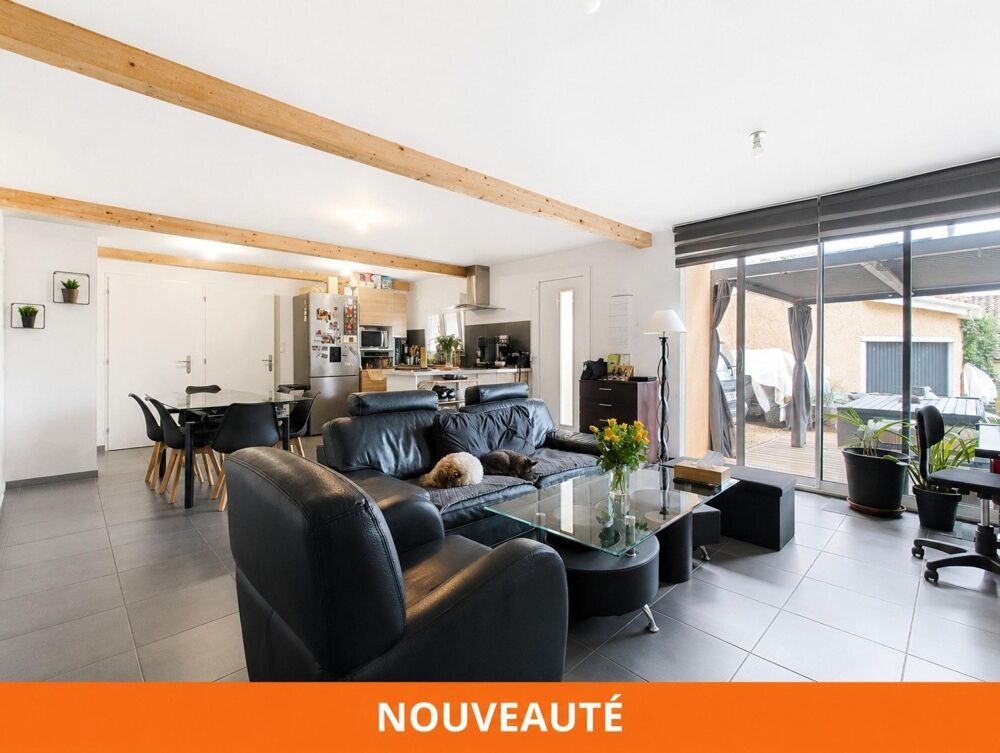 Vente Maison Maison de ville rénovée avec jardin intime au coeur de Saint-Savin Saint-savin