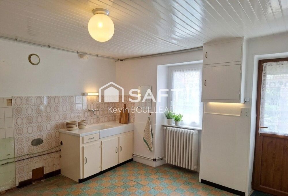 Vente Maison Maison 4 ch, 138m², calme et bord de ruisseau Vasles