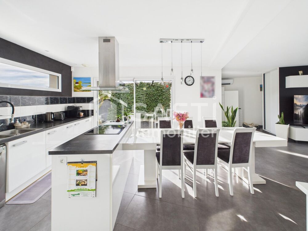 Vente Maison Maison contemporaine avec piscine, studio indépendant et garage Pessac