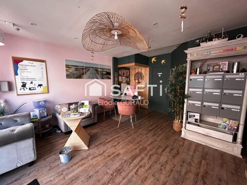 CAP D'AGDE - Local commercial libre de 44m2 92000 34300 Cap d'agde