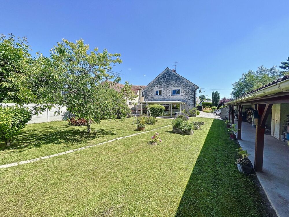 Vente Maison Longère de plus de 300 m² habitable, entièrement restaurée Bray-sur-seine