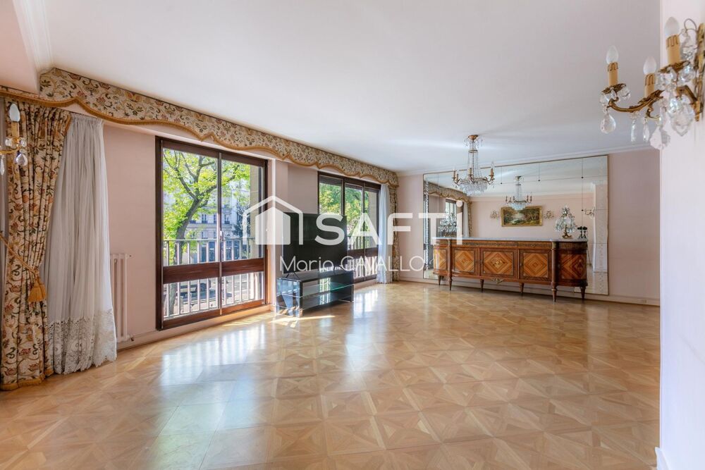 Vente Appartement APPARTEMENT FAMILIAL TRAVERSANT AU CALME AVEC EXTÉRIEUR Paris 12