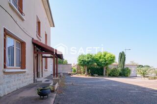  Maison à vendre 9 pièces 242 m²