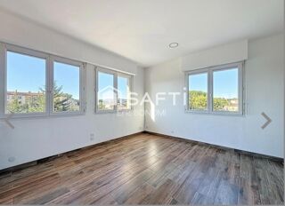  Appartement � vendre 4 pi�ces 131 m�