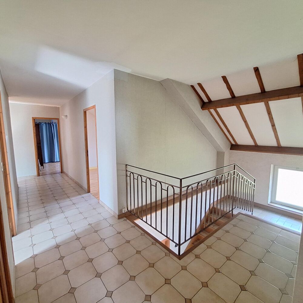 Vente Maison Ensemble immobiler avec maison , studios et très grand dépôt Le creusot
