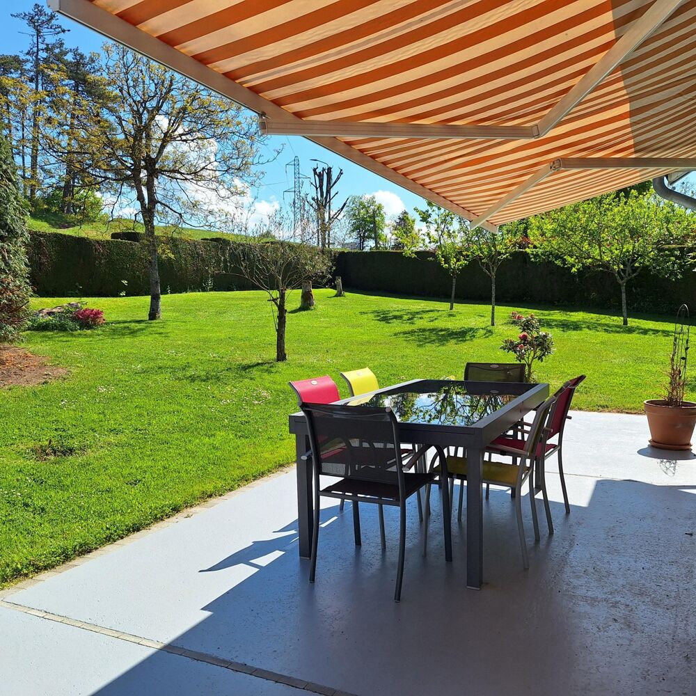 Vente Maison Propriété de 172m2 avec jardin, piscine creusée et vue dégagée. Le creusot