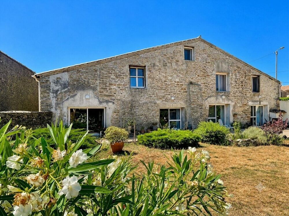 ? Ancienne bergerie de caractère rénovée avec gîte indépendant et vue panoramique sur le Val de Dagne