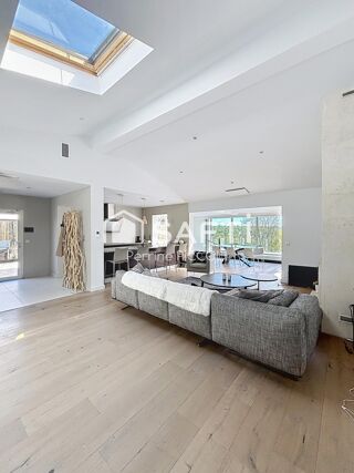  Maison à vendre 7 pièces 196 m²