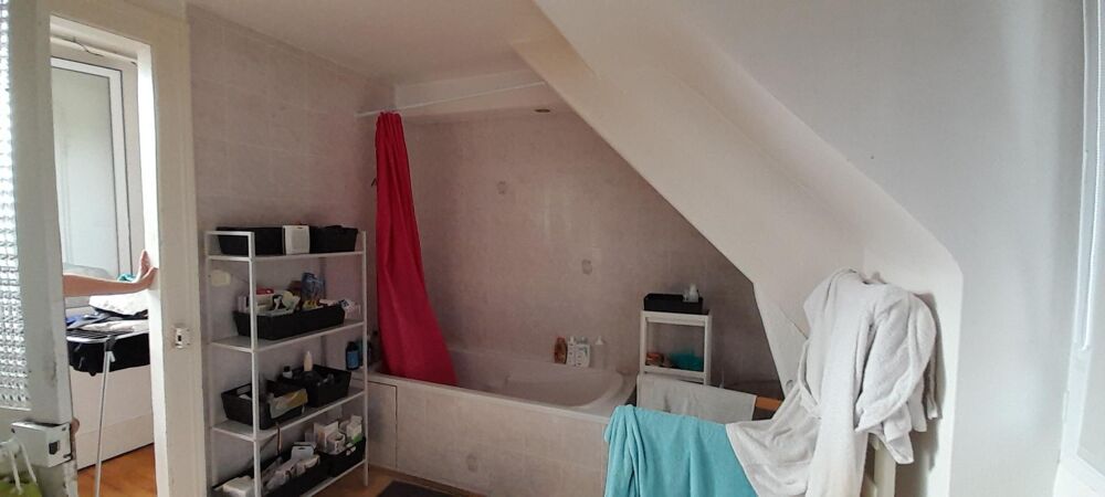Location Appartement A louer t4 vue sur les toits en colocation Besancon