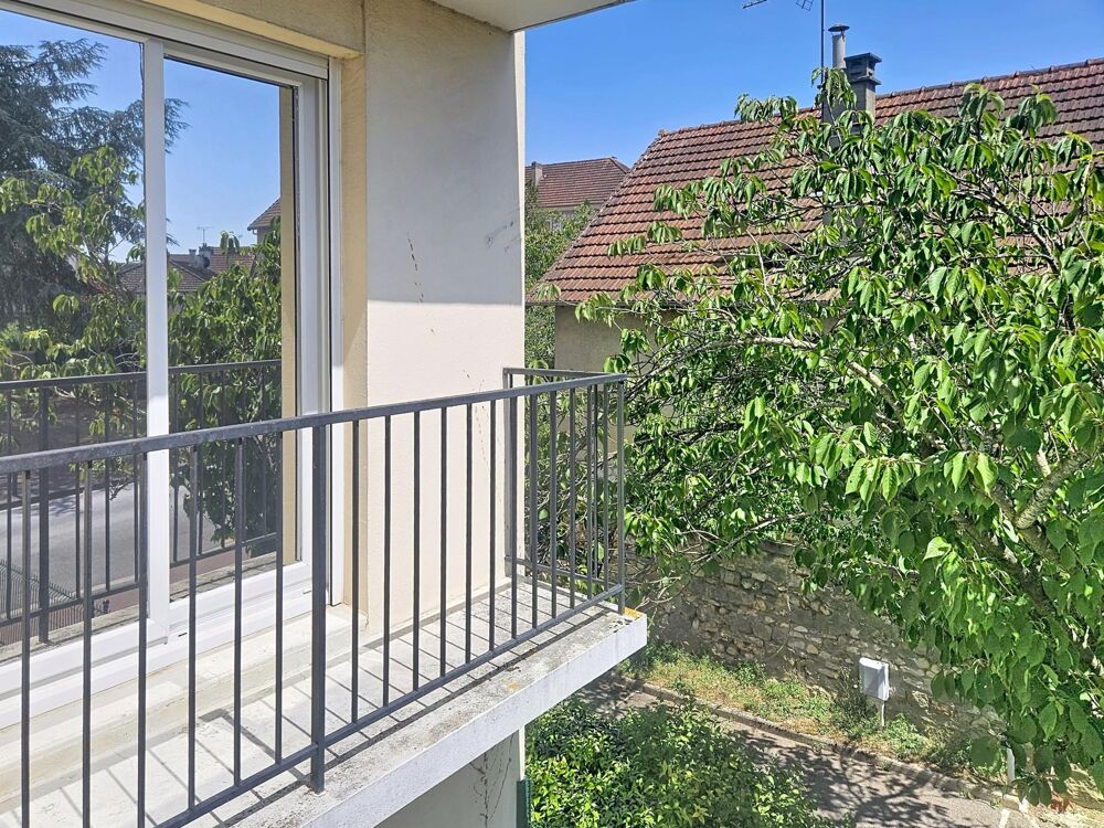 Vente Appartement Au pied de la gare de Melun, F3 lumineux avec balcon, parking et cave. Melun