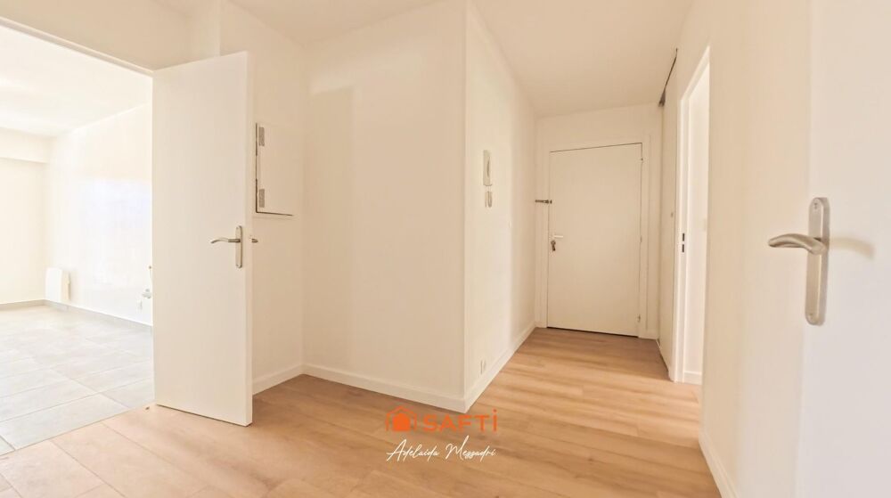 Vente Appartement Vue mer, piscine et verdure dans un cadre privilégié Nice