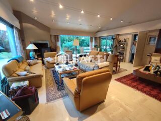  Maison à vendre 6 pièces 228 m²