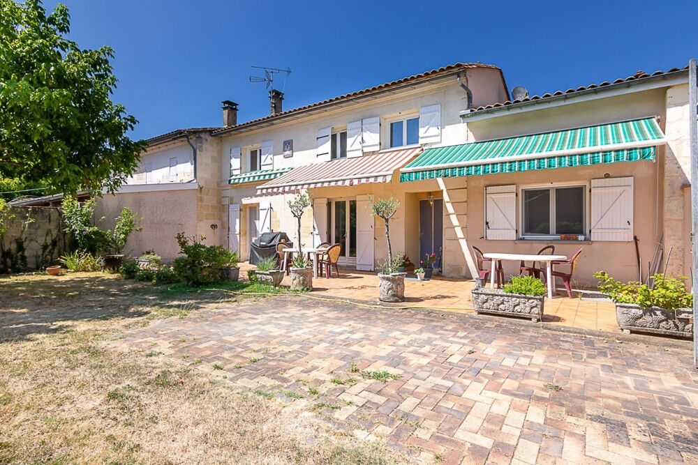 Maison en pierre de caractère à vendre (33240)  228 m²  5 chambres  Jardin  Axe Libourne / Saint-André-de-Cubzac
