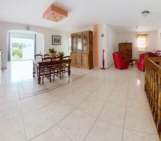  Maison à vendre 5 pièces 220 m²