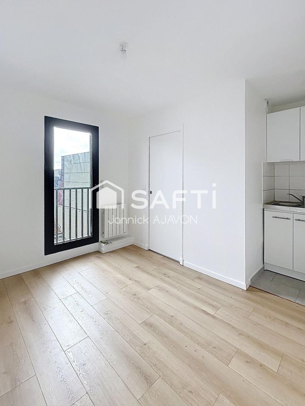 Vente Appartement Studio de 2014 proche du métro Robespierre (ligne 9) Montreuil