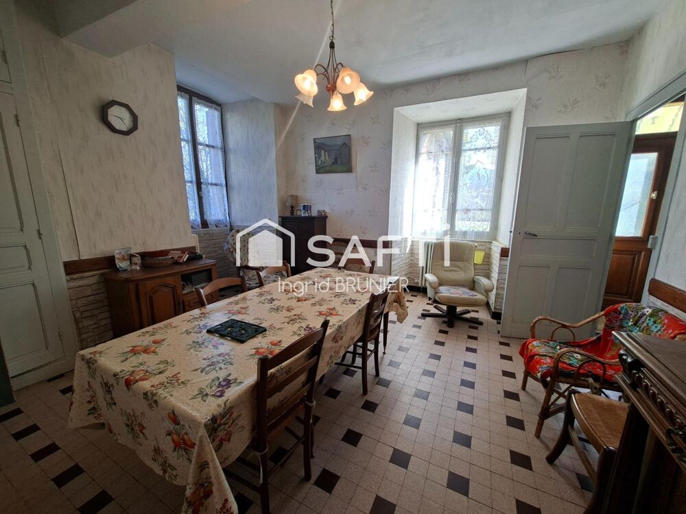Maison forte avec 13 hectares de terrain