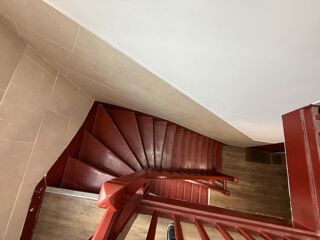  Immeuble à vendre 612 m²