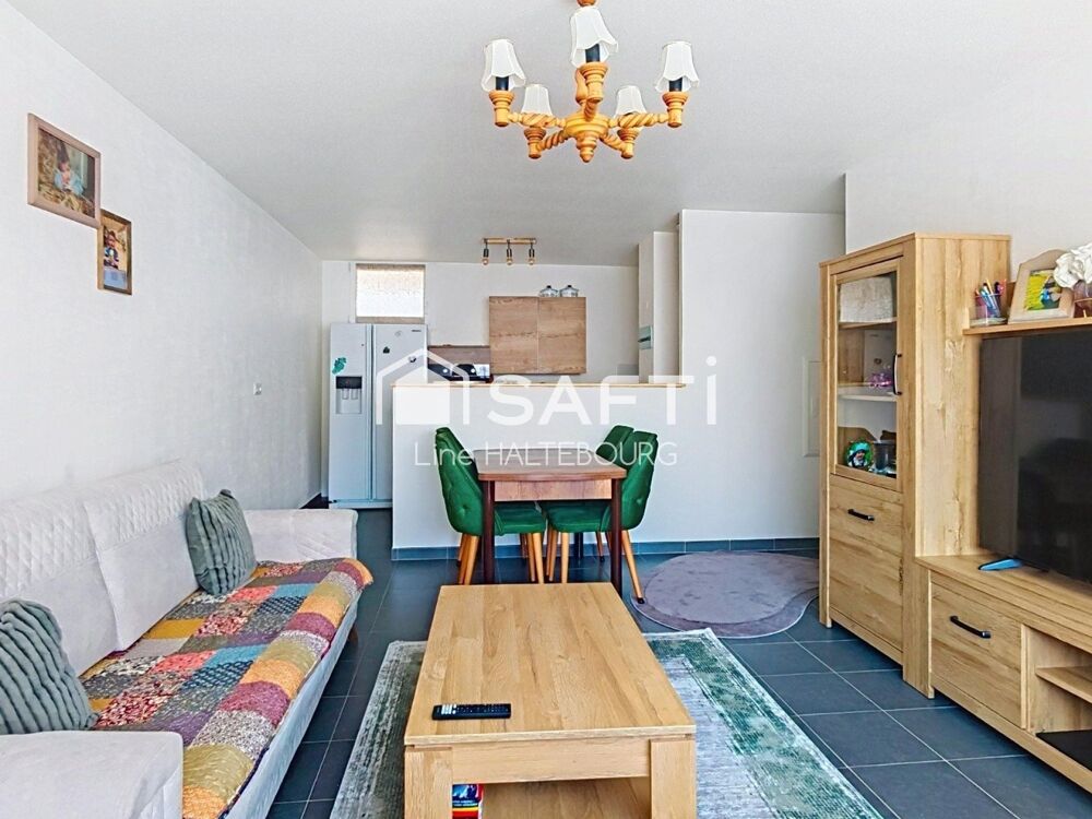 Vente Appartement Grand F2 de 56 m² en dernier étage avec terrasse , garage et parking Kembs