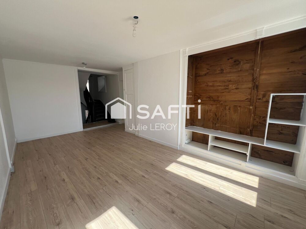 Maison T6 -Triplex située à Loué (72540)