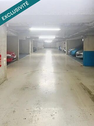  Parking / Garage � vendre 