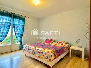  Maison � vendre 5 pi�ces 233 m�