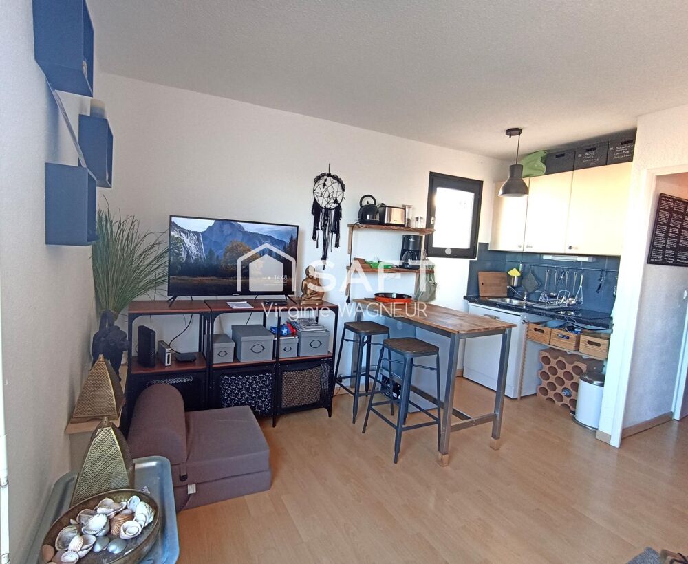 Appartement rénové de bon goût avec terrasse
