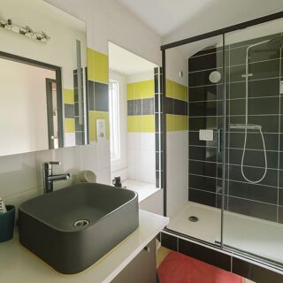  Appartement � vendre 3 pi�ces 65 m�