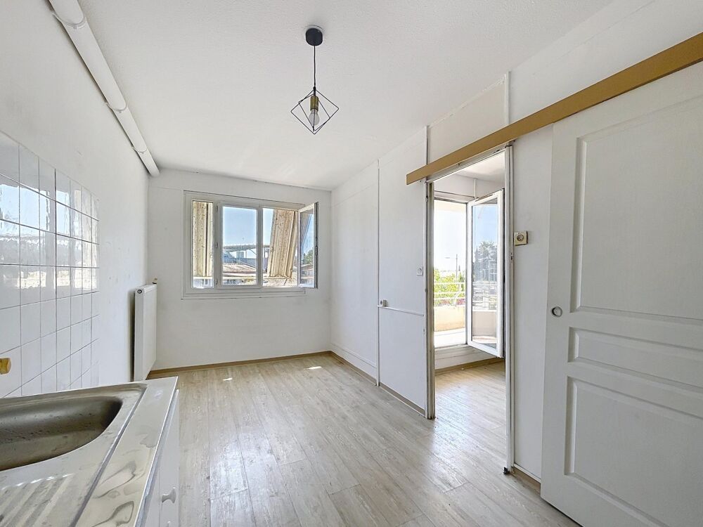 Vente Appartement GRAND T3 AVEC BALCON VUE DEGAGEE Montpellier