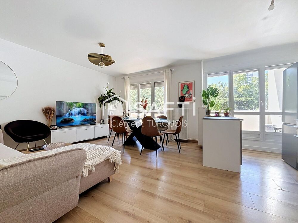 Appartement 84 m² avec 3 chambres, balcon, ascenseur