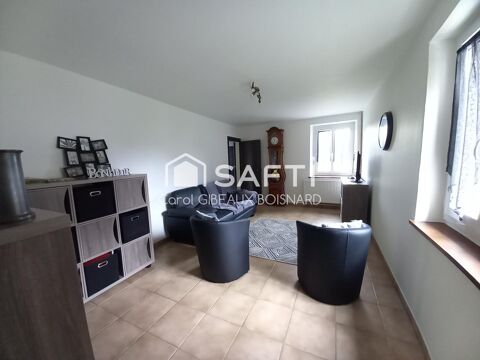   Long�re au calme avec gros potentiel, d�pendances accol�es et grand terrain Maison - 6 pi�ce(s) - 121 m�