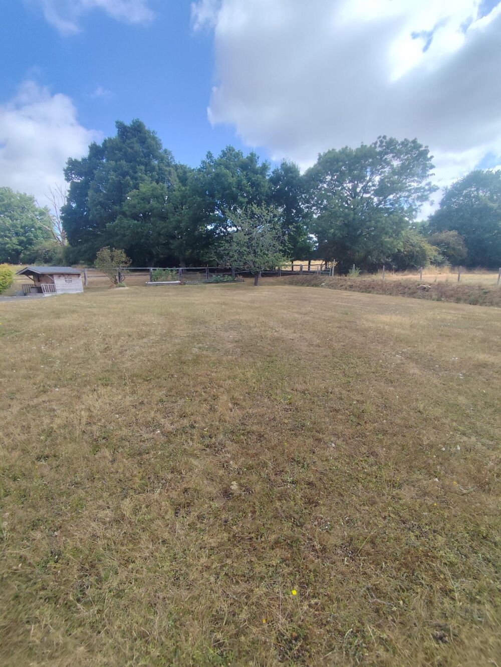 Vente Maison Charmante maison fonctionnelle avec beau terrain ! Saint-ouen-des-toits