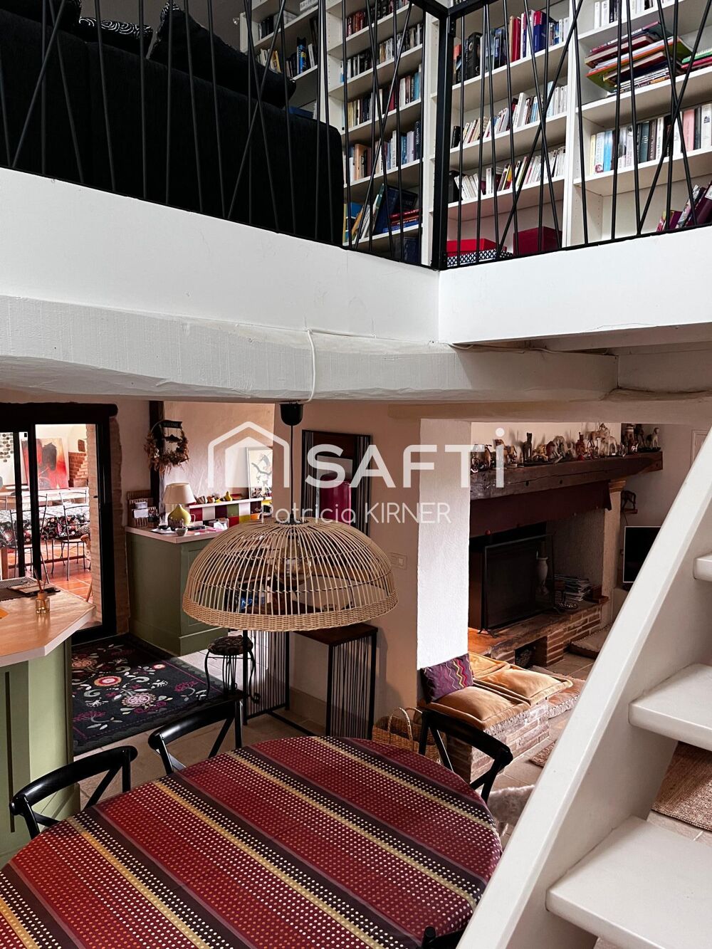 Maison 9 pièces 255m² avec terrain de 5092 m²
